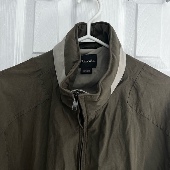 Insulated men’s rain jacket - Picture 3 of 4